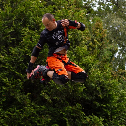 Дмитрий Шкутов